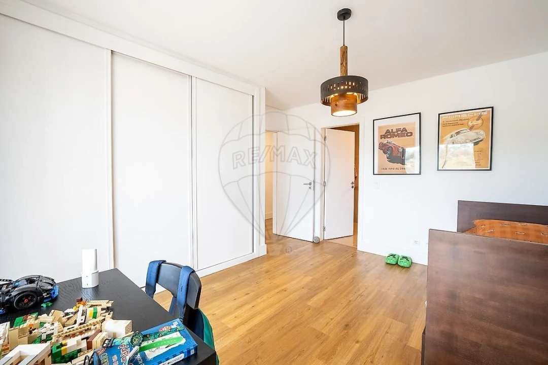 Apartamento T2 para Venda em Alvalade Foto 22