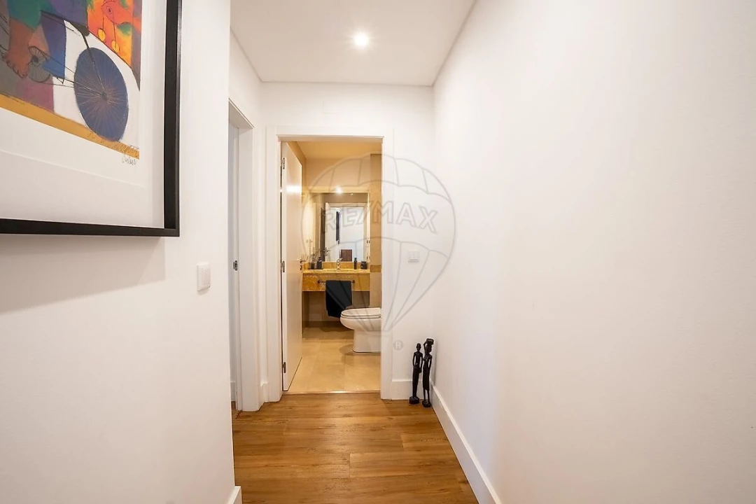 Apartamento T2 para Venda em Alvalade Foto 27