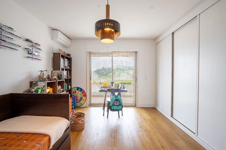 Apartamento T2 para Venda em Alvalade Foto 18