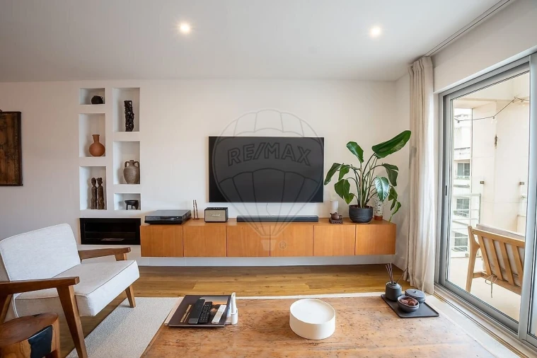 Apartamento T2 para Venda em Alvalade Foto 7