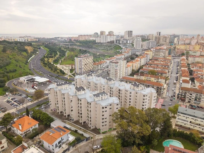 Apartamento T2 para Venda em Alvalade Foto 40