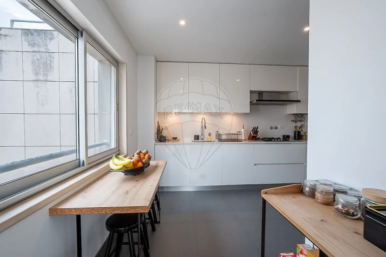 Apartamento T2 para Venda em Alvalade Foto 30