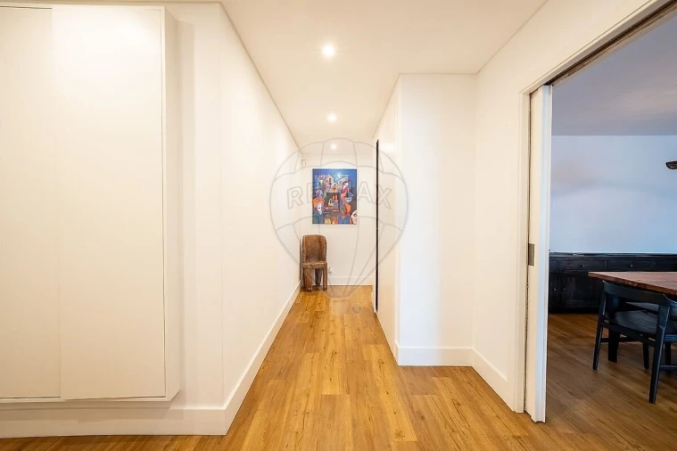 Apartamento T2 para Venda em Alvalade Foto 8