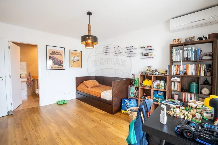 Apartamento T2 para Venda em Alvalade Foto 19