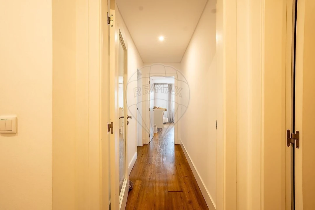 Apartamento T2 para Venda em Alvalade Foto 25