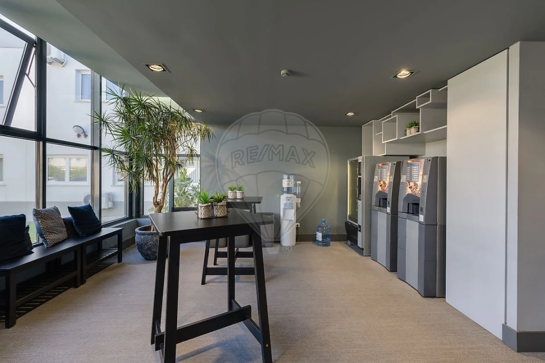 Armazém para Venda em Setubal (São Sebastião) Foto 17