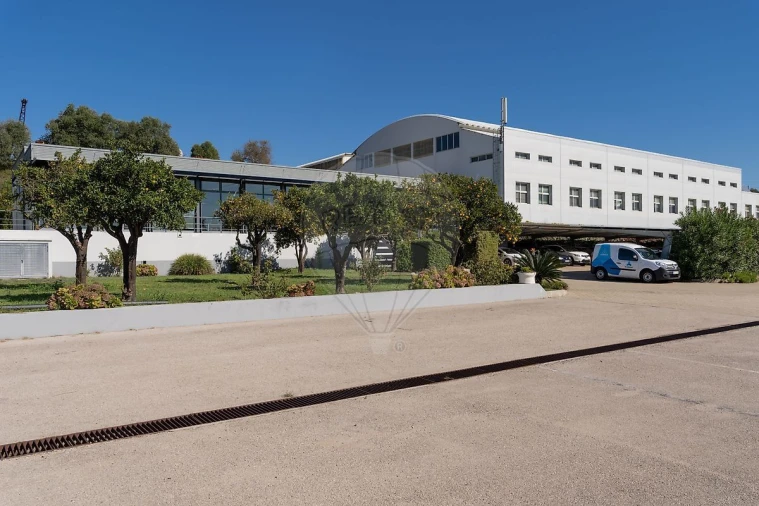 Armazém para Venda em Setubal (São Sebastião) Foto 2