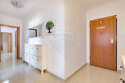 Apartamento T2 para Venda em Mina de Água