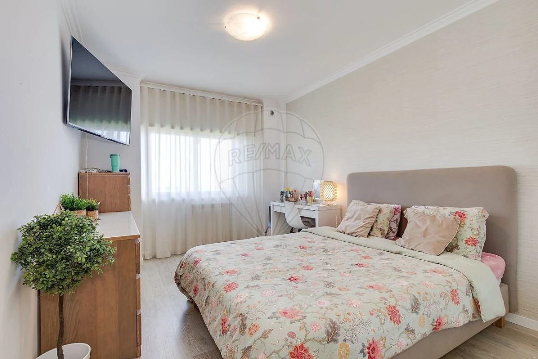 Apartamento T2 para Venda em Mina de Água Foto 16