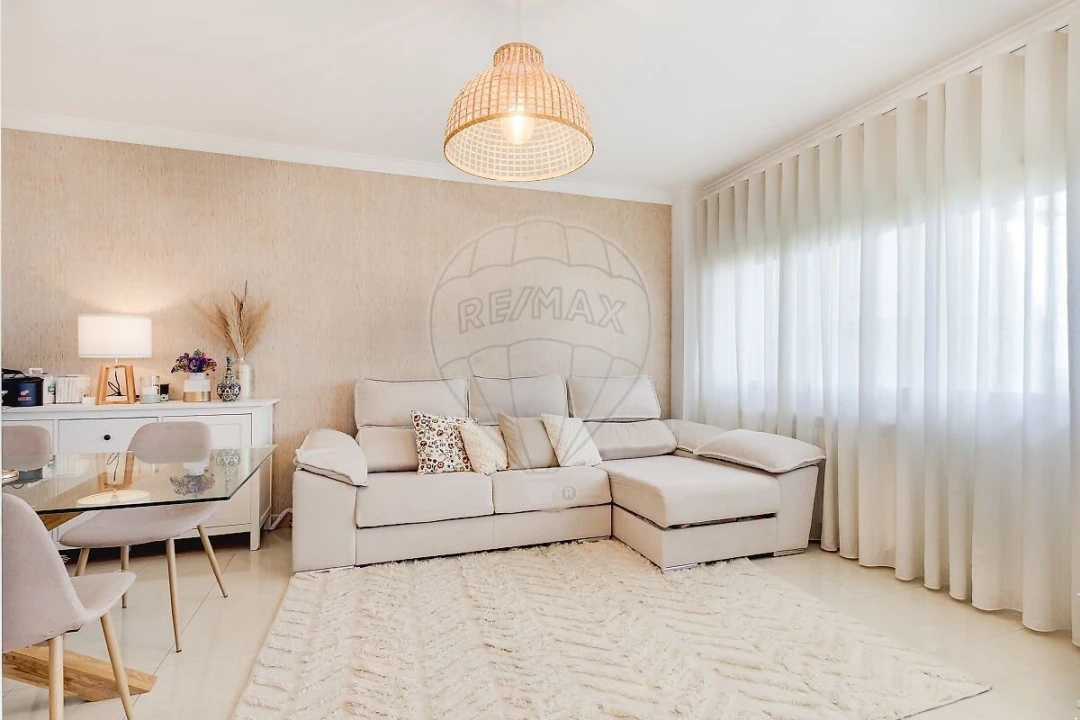 Apartamento T2 para Venda em Mina de Água Foto 3