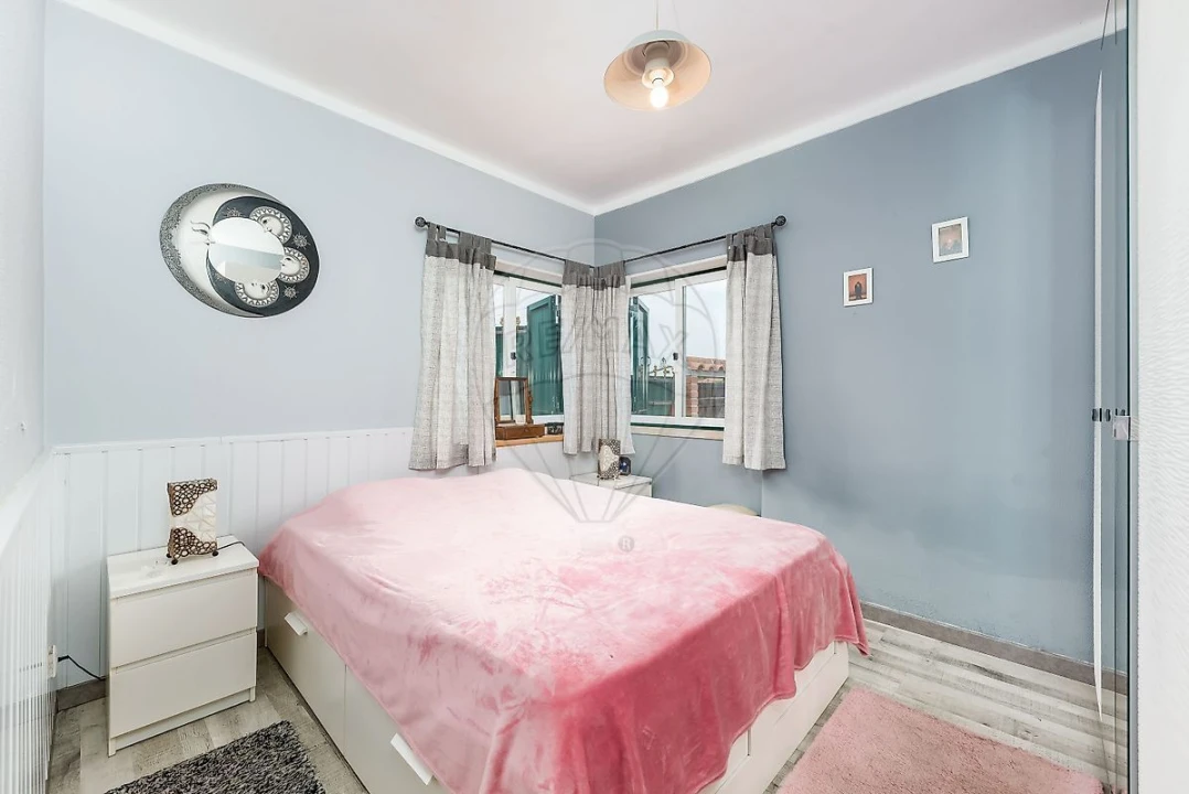 Moradia T2 para Venda em Silveira Foto 37