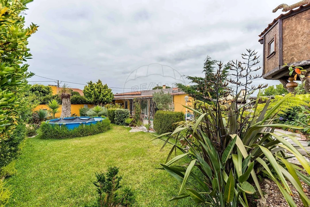 Moradia T2 para Venda em Silveira Foto 9