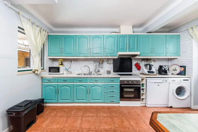 Moradia T2 para Venda em Silveira Foto 33