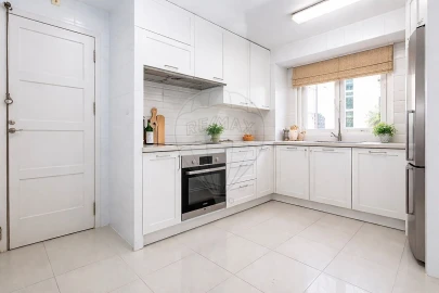 Apartamento T4 para Venda em Areeiro
