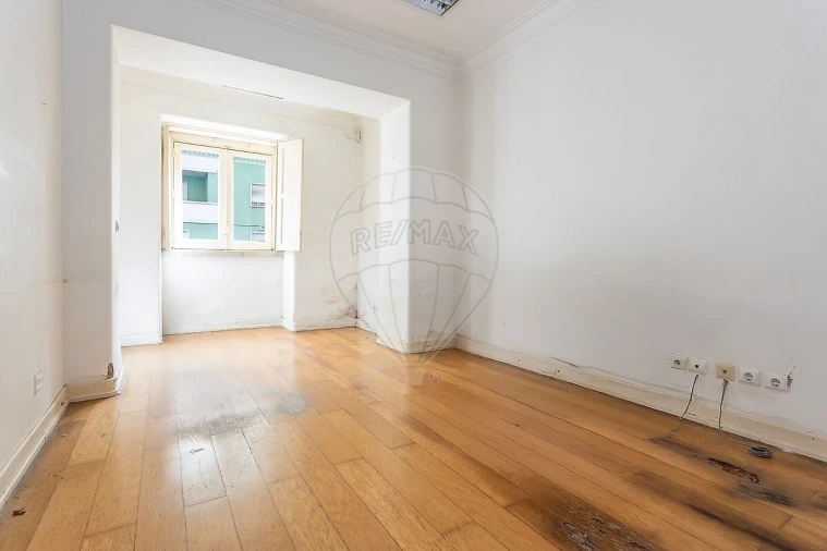Apartamento T4 para Venda em Areeiro Foto 26