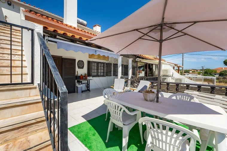 Moradia T3 para Venda em Sesimbra (Castelo) Foto 27