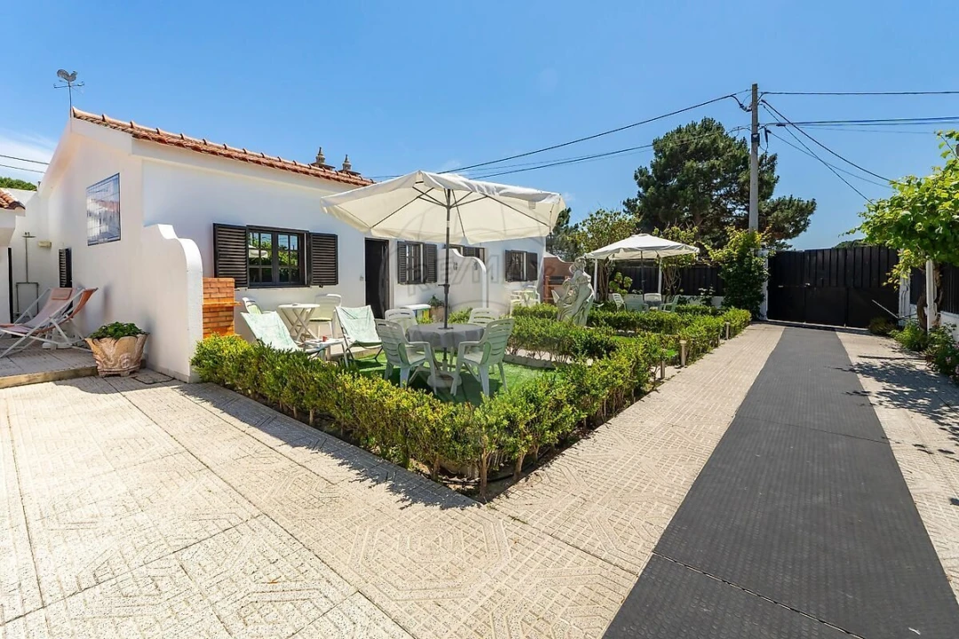 Moradia T3 para Venda em Sesimbra (Castelo) Foto 8