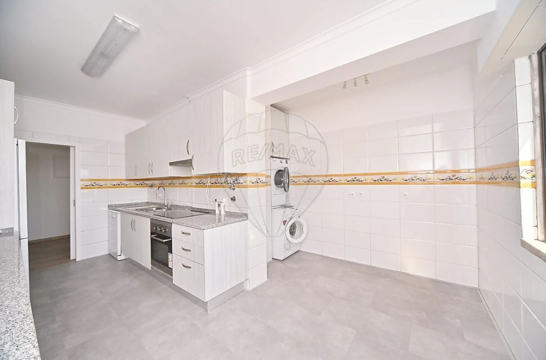 Apartamento T3 para Venda em Loures Foto 18