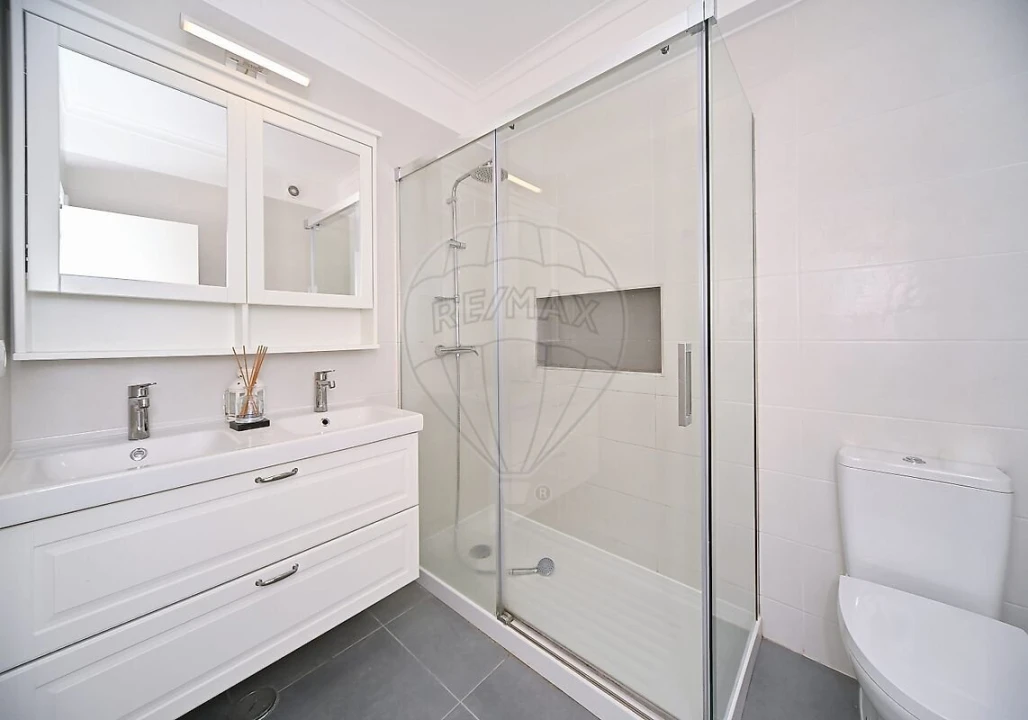 Apartamento T3 para Venda em Loures Foto 14