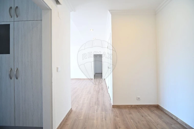 Apartamento T3 para Venda em Loures Foto 5