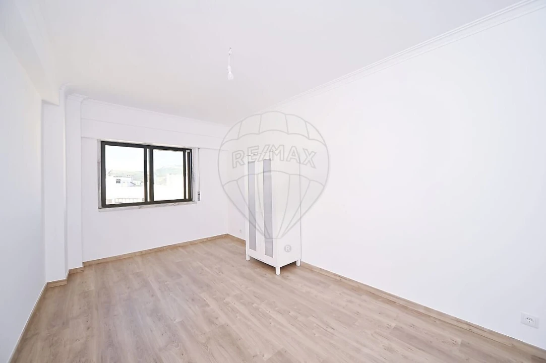 Apartamento T3 para Venda em Loures Foto 15