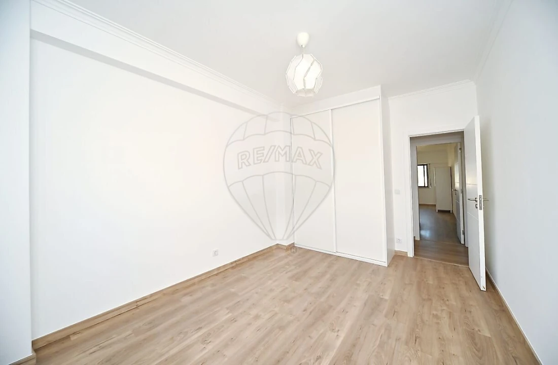 Apartamento T3 para Venda em Loures Foto 12