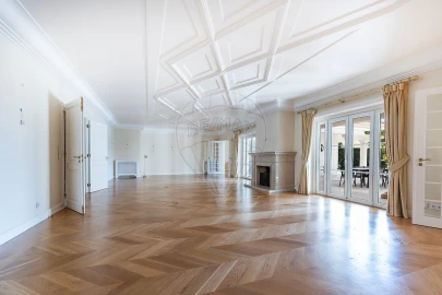 Moradia T6 para Venda em Alcabideche