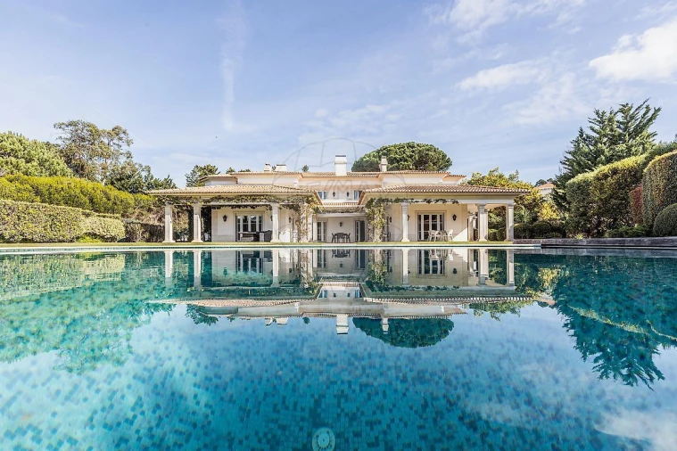 Moradia T6 para Venda em Alcabideche Foto 5