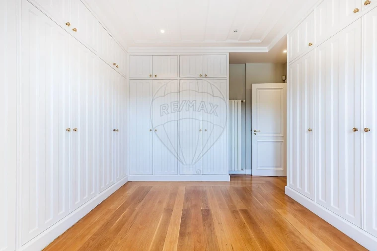 Moradia T6 para Venda em Alcabideche Foto 34