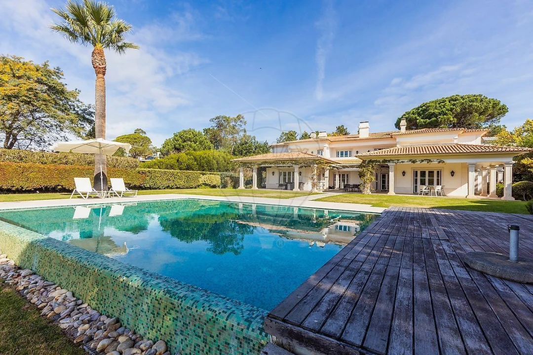 Moradia T6 para Venda em Alcabideche Foto 2