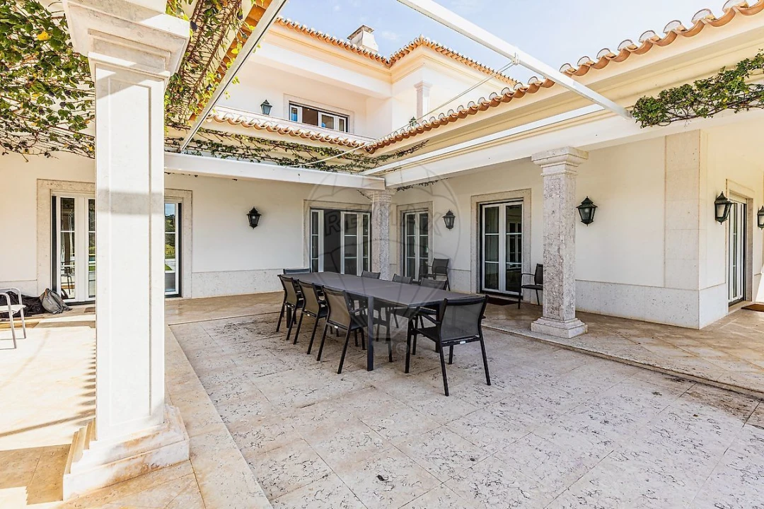 Moradia T6 para Venda em Alcabideche Foto 44