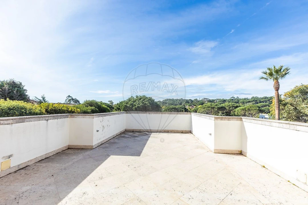 Moradia T6 para Venda em Alcabideche Foto 32