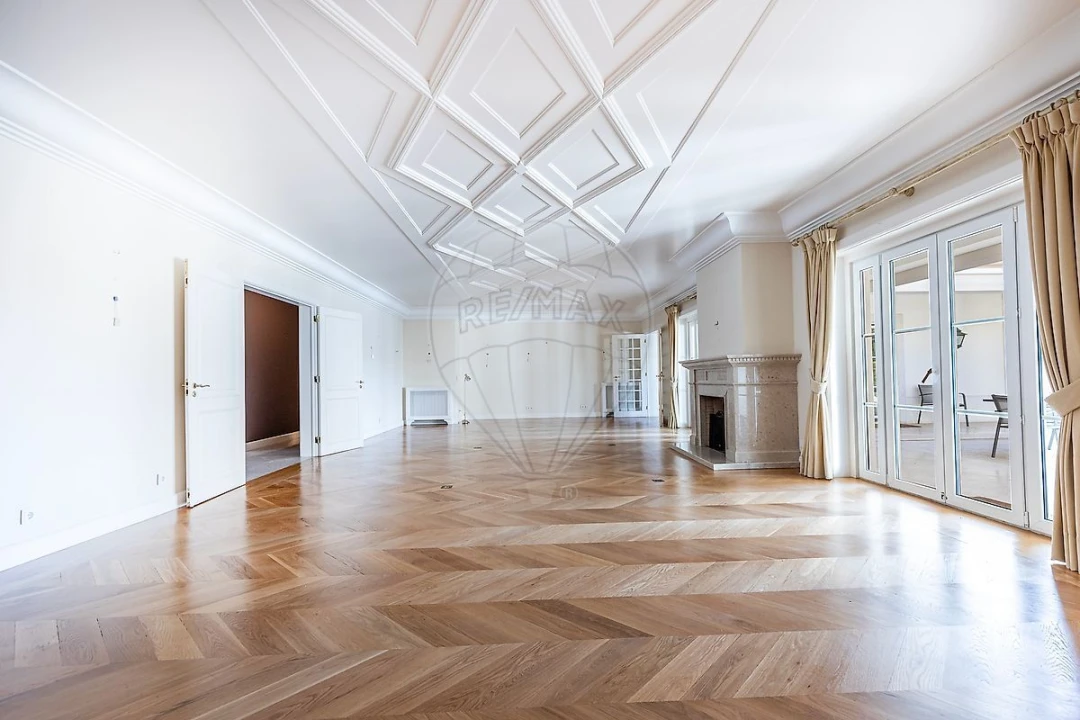 Moradia T6 para Venda em Alcabideche Foto 19