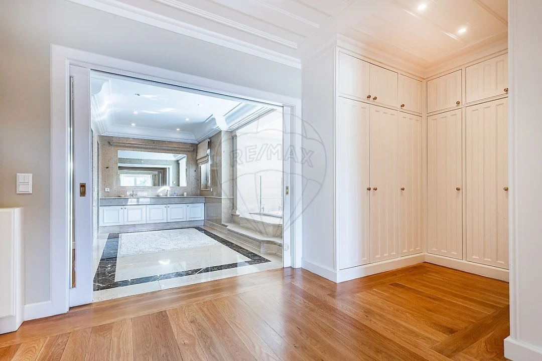 Moradia T6 para Venda em Alcabideche Foto 29