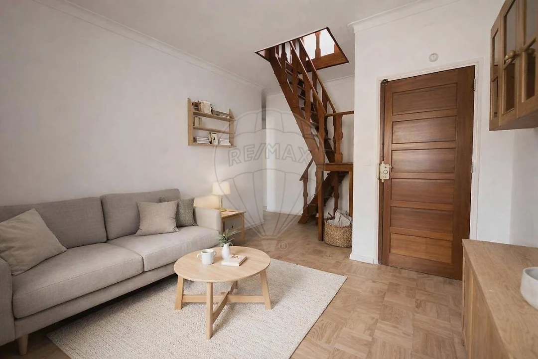 Apartamento T1 para Venda em Amora Foto 1