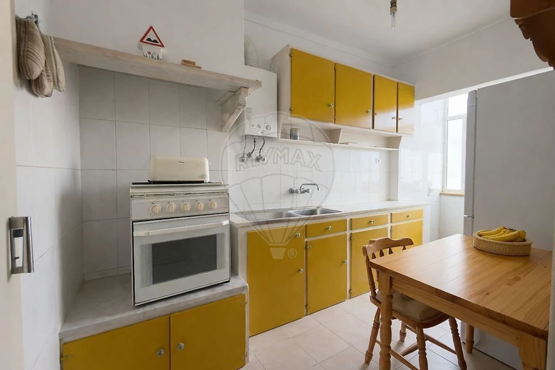 Apartamento T1 para Venda em Amora Foto 2