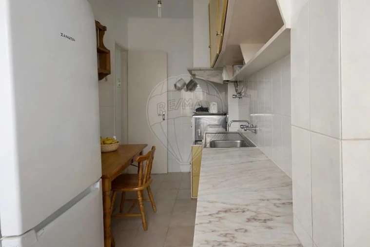 Apartamento T1 para Venda em Amora Foto 4