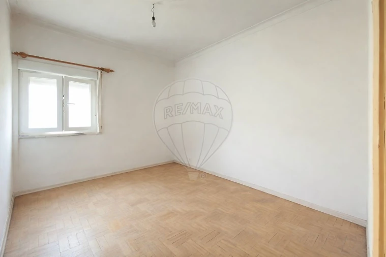Apartamento T1 para Venda em Amora Foto 7