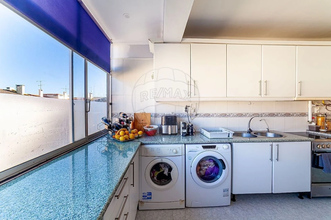 Apartamento T3 para Venda em Pinhal Novo Foto 7