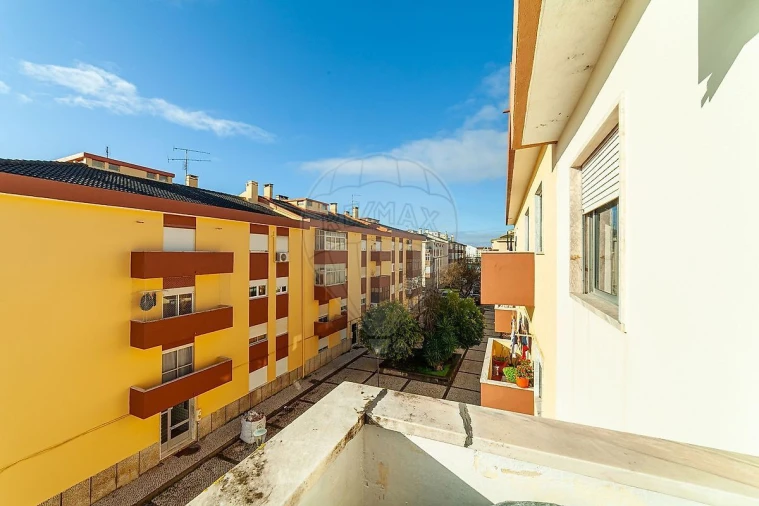 Apartamento T3 para Venda em Pinhal Novo Foto 35