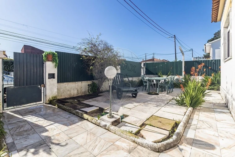 Moradia T3 para Venda em Quinta do Conde Foto 2