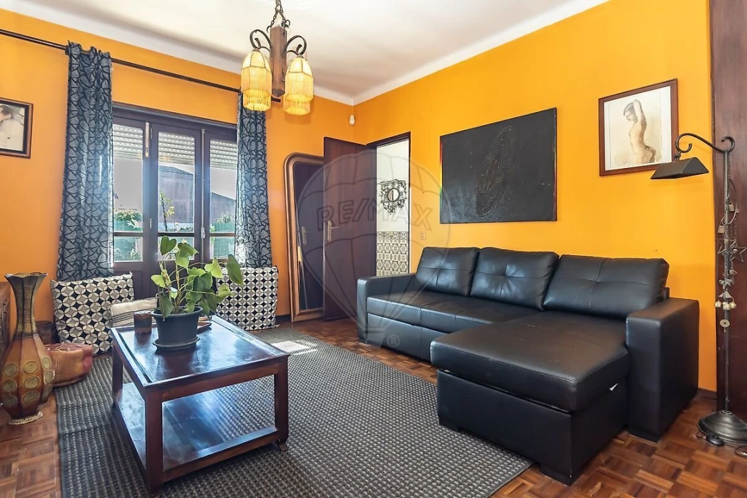 Moradia T3 para Venda em Quinta do Conde Foto 8