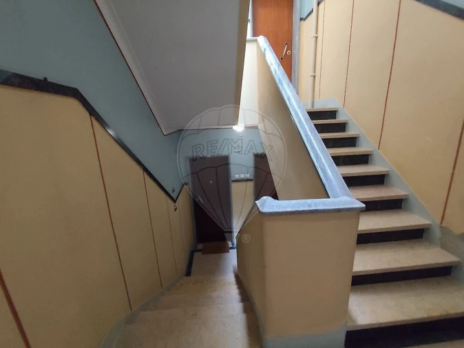 Apartamento T2 para Venda em São Domingos de Benfica Foto 10