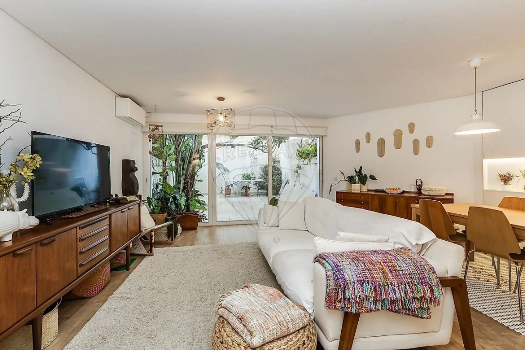 Apartamento T2 para Venda em São Domingos de Benfica Foto 1