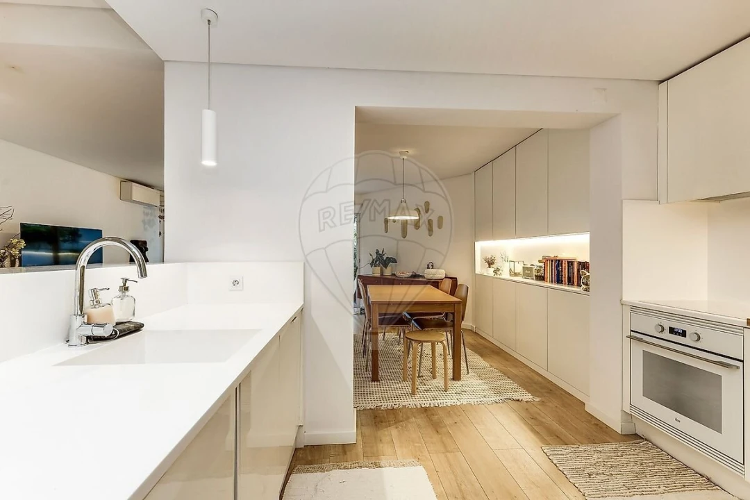 Apartamento T2 para Venda em São Domingos de Benfica Foto 11