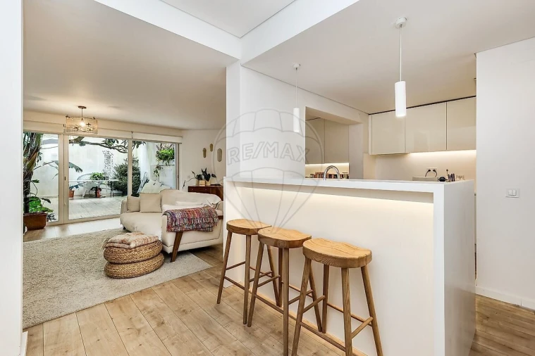 Apartamento T2 para Venda em São Domingos de Benfica Foto 9