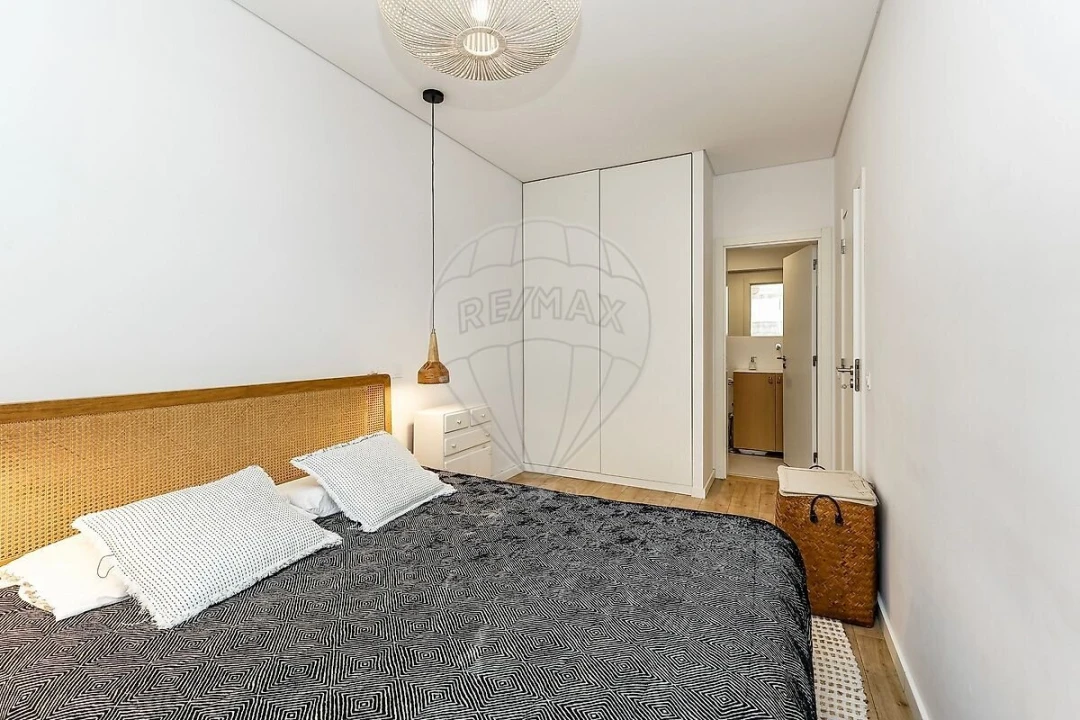 Apartamento T2 para Venda em São Domingos de Benfica Foto 4