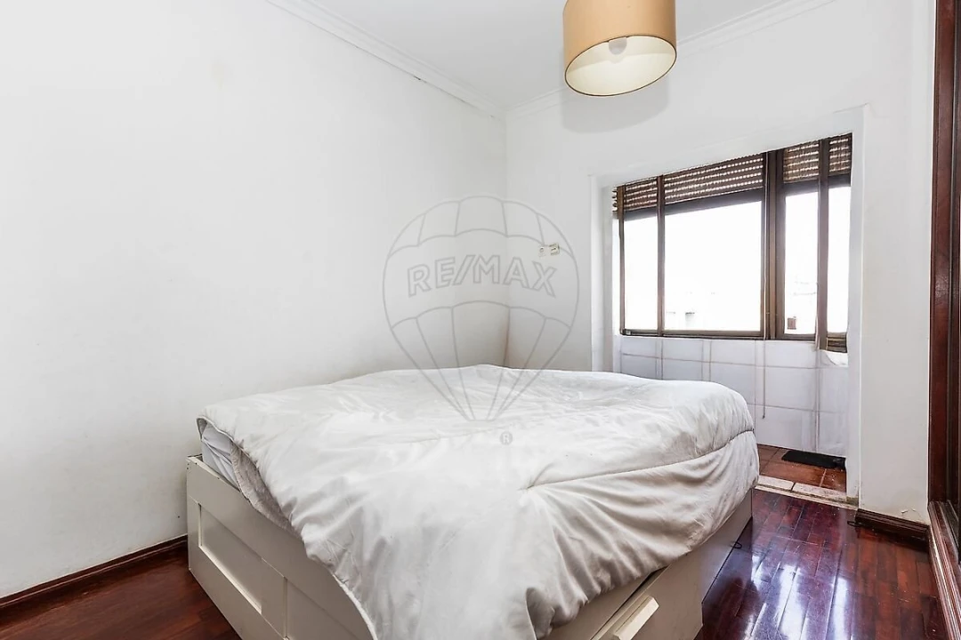 Apartamento T2 para Venda em Águas Livres Foto 9