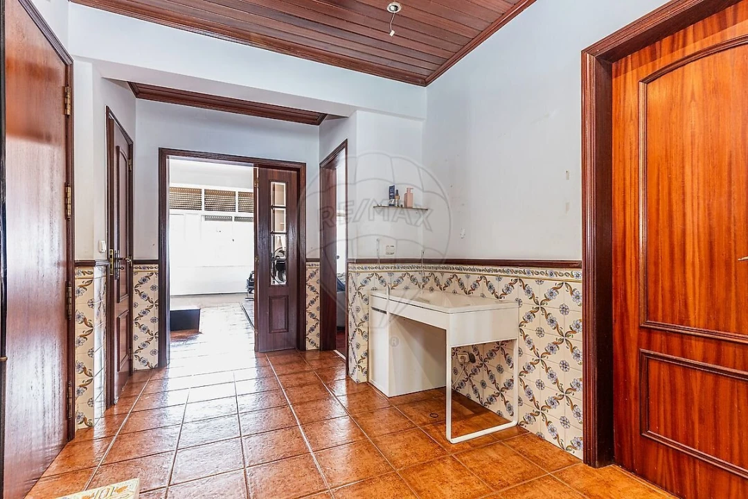 Apartamento T2 para Venda em Águas Livres Foto 10