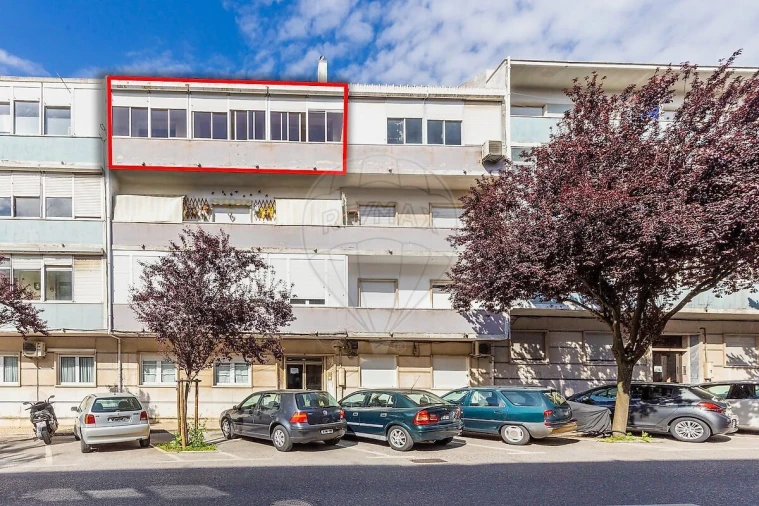 Apartamento T2 para Venda em Águas Livres Foto 22